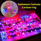 🎃💍 50% KORTING! Alsof je 50 gloeiende spoken om je vingers hebt die de hele straat doen schrikken! LED-ringenset met pompoen, schedel, vleermuis – 50 stuks, elk kind is jaloers.