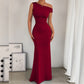 👗🔥 Maxi-jurk met één schouder en gerimpelde visgraatzoom – voor dames ✨💫