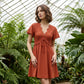 👗✨ Dames Elegante Kanten V-Hals Jurk | 💃 A-Lijn met Wapperende Mouwen | 🎀 Instelbare Taille | 📏 Maten S-5XL