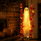 Hangende Halloween-spookfiguur op schommel met op afstand bedienbare LED-verlichting en esdoornbladeren